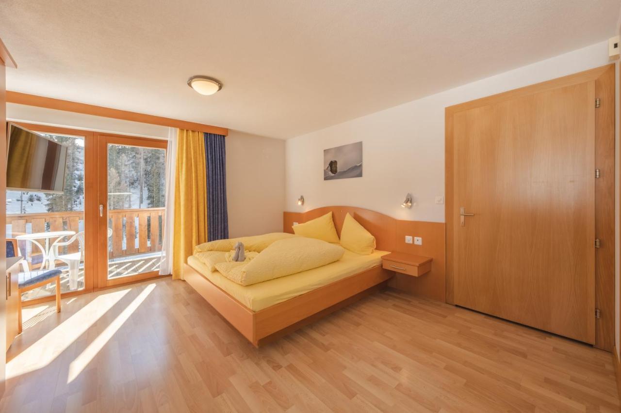 Jil-Marie Samnaun Studiowohnung Nummer 3 Bagian luar foto