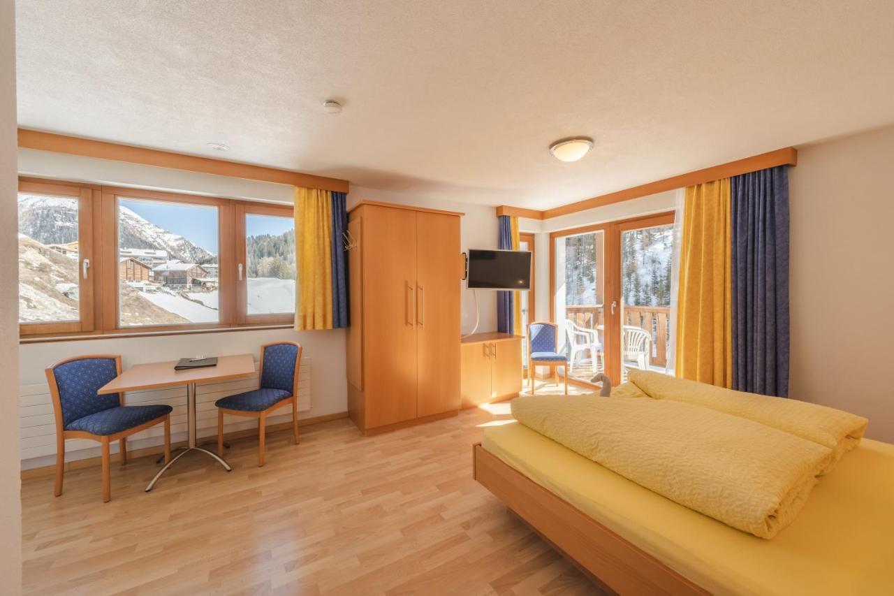 Jil-Marie Samnaun Studiowohnung Nummer 3 Bagian luar foto